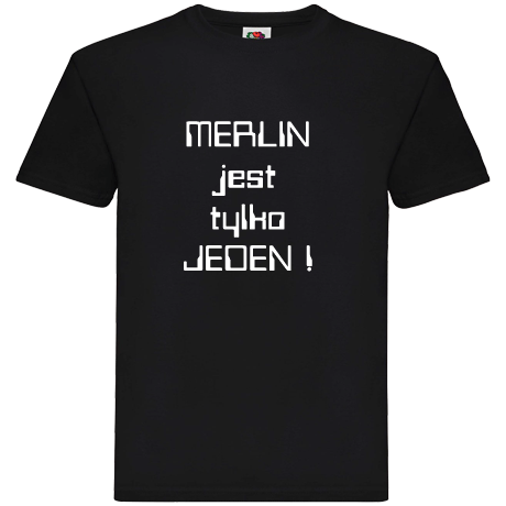 Koszulka Merlin jest jeden.