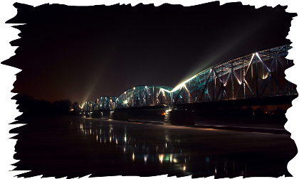 Nadruk ze zdjęciem mostu Toruńskiego nocą. - Przód