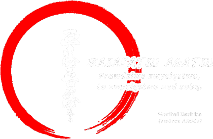 Nadruk Masakatsu Agatsu - tyl (M, 2x str, czarna z czerwonym enso i białym napisem) - Tył